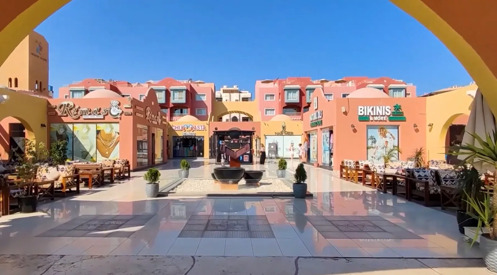The El Souq shopping area at Hurghada Marina.
